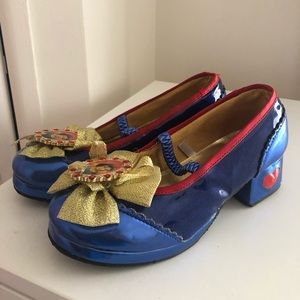 Snow White Shoes